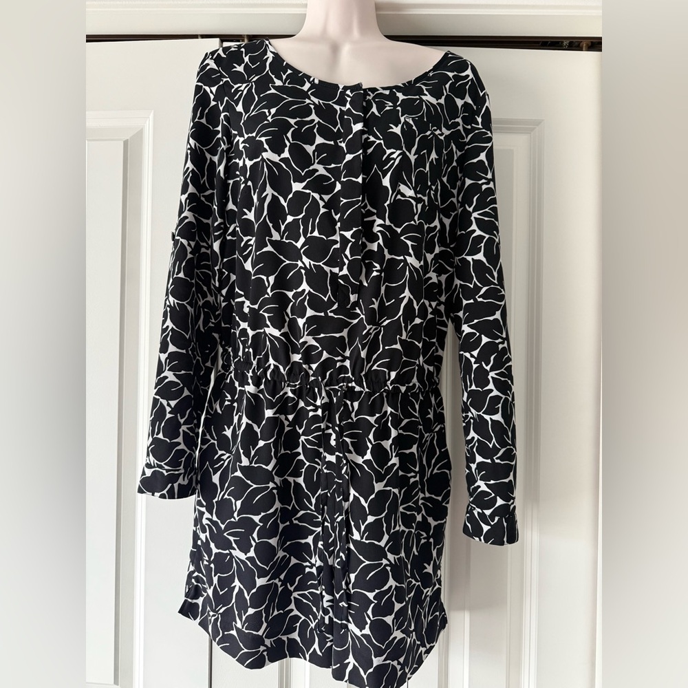 Ann Taylor Loft black white shorts romper one piece 0 XS